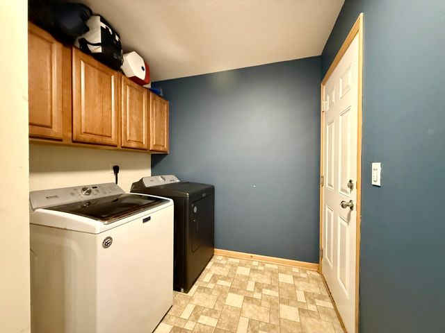 1020 SW Springfield Drive, Ankeny, IA 50023