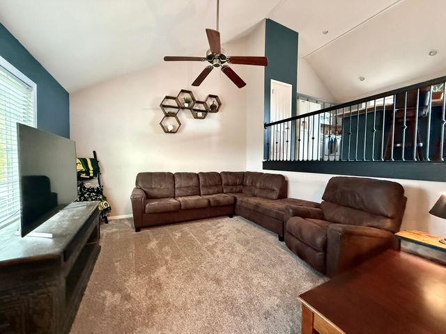 1020 SW Springfield Drive, Ankeny, IA 50023