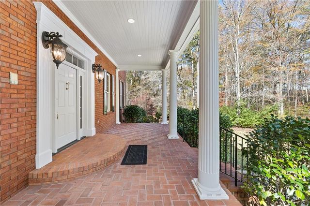 8467 Hearn Road, Chattahoochee Hills, GA 30268