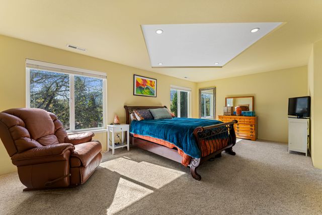 105 Cedar Ridge Terrace, Rogue River, OR 97537