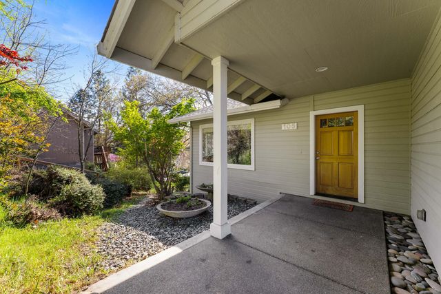 105 Cedar Ridge Terrace, Rogue River, OR 97537