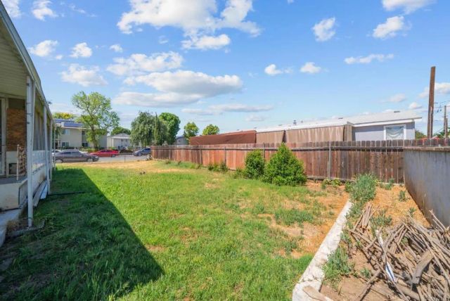 1659 Ruby Drive, Perris, CA 92571