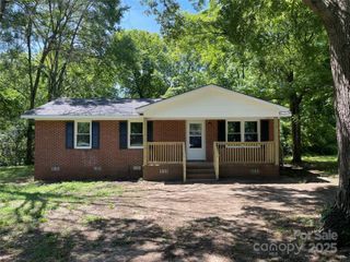 560 Roundtree Circle, Chester, SC 29706