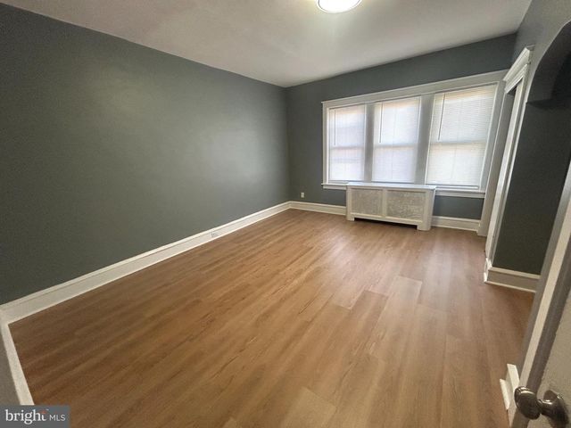 1352 CARL MILLER BLVD, Camden, NJ 08104