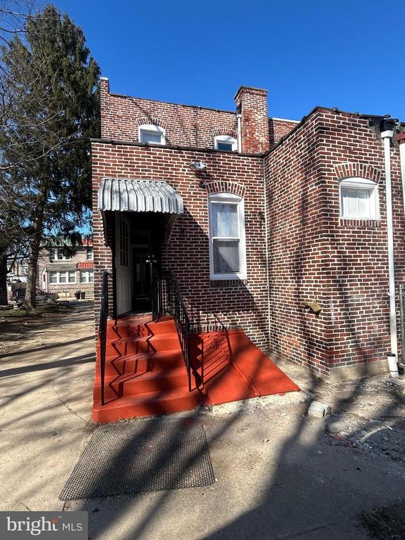 1352 CARL MILLER BLVD, Camden, NJ 08104