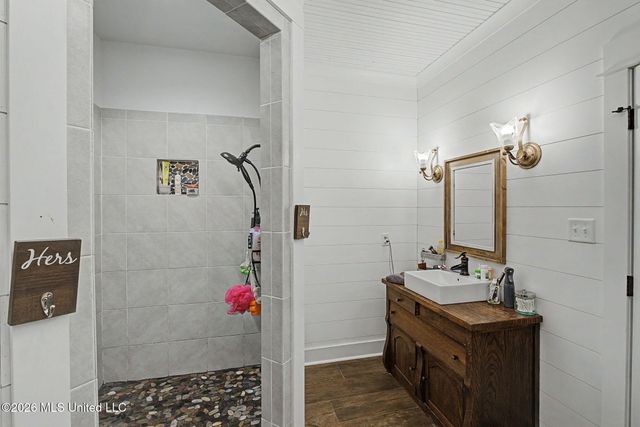5665 Mcingvale Road, Hernando, MS 38632