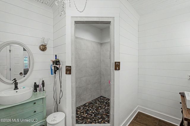 5665 Mcingvale Road, Hernando, MS 38632