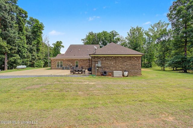 5665 Mcingvale Road, Hernando, MS 38632