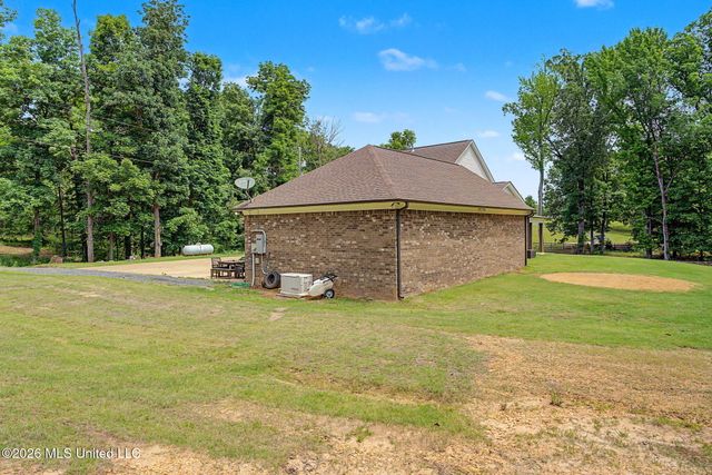 5665 Mcingvale Road, Hernando, MS 38632