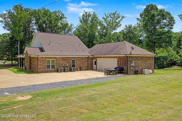 5665 Mcingvale Road, Hernando, MS 38632