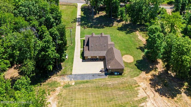 5665 Mcingvale Road, Hernando, MS 38632