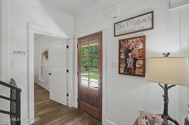 5665 Mcingvale Road, Hernando, MS 38632