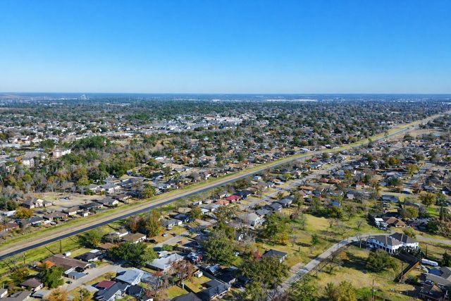 515 Maple Way, Houston, TX 77015