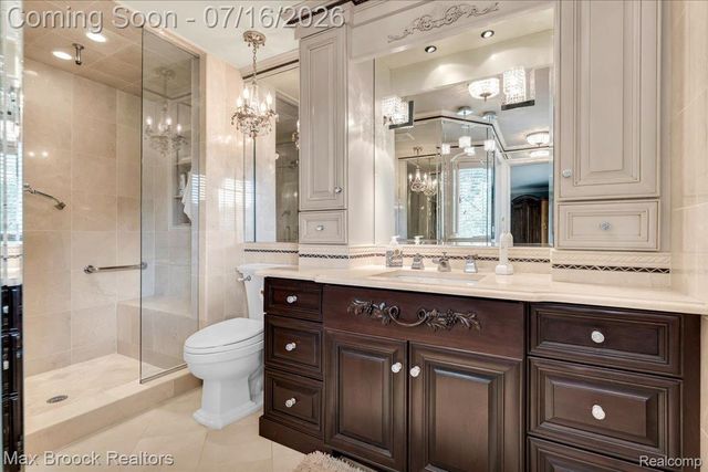 1451 Courtleigh Terrace, Bloomfield Hills, MI 48301
