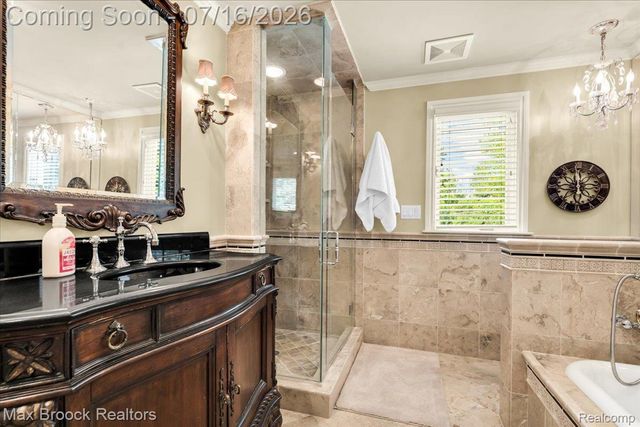 1451 Courtleigh Terrace, Bloomfield Hills, MI 48301