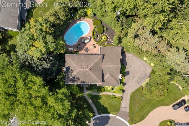 1451 Courtleigh Terrace, Bloomfield Hills, MI 48301