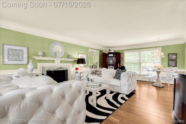 1451 Courtleigh Terrace, Bloomfield Hills, MI 48301