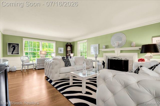 1451 Courtleigh Terrace, Bloomfield Hills, MI 48301