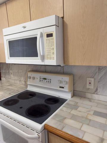 1284 NE 191 1284, North Miami Beach, FL 33179