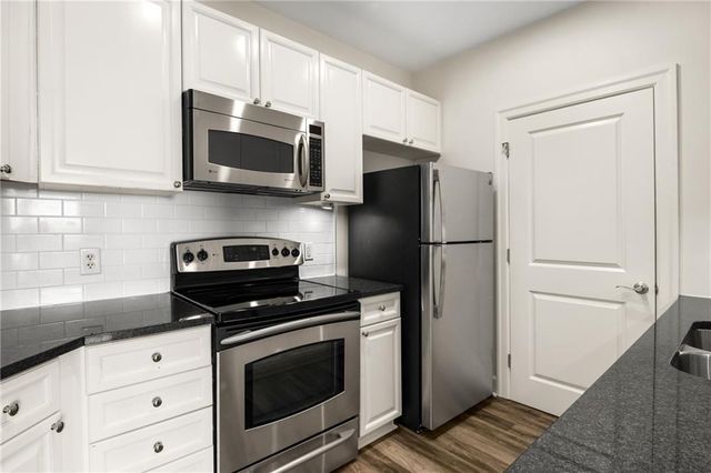 325 E Paces Ferry Road NE 1704, Atlanta, GA 30305