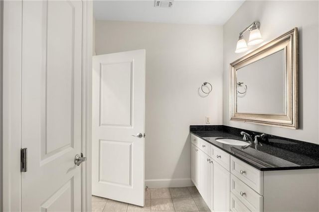 325 E Paces Ferry Road NE 1704, Atlanta, GA 30305