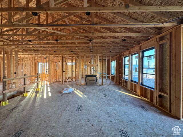 239 E 690 N, Providence, UT 84332