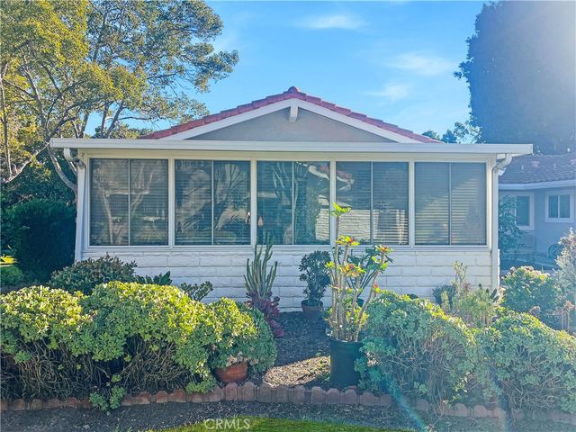 2056 Via Mariposa E A, Laguna Woods, CA 92637
