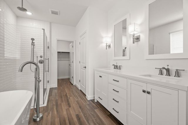 2819 Clapbread Lane, Rosenberg, TX 77471