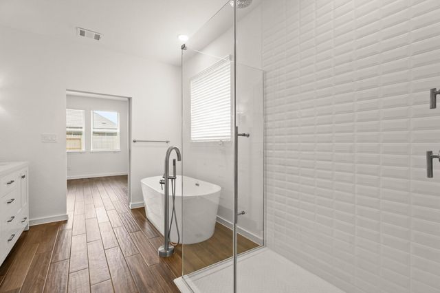 2819 Clapbread Lane, Rosenberg, TX 77471