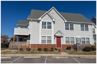 3804 Pamunkey River Reach Apt E, Portsmouth, VA 23703
