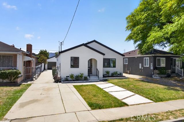 4562 W 142nd Street, Hawthorne, CA 90250