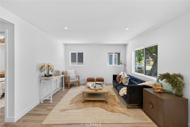4562 W 142nd Street, Hawthorne, CA 90250