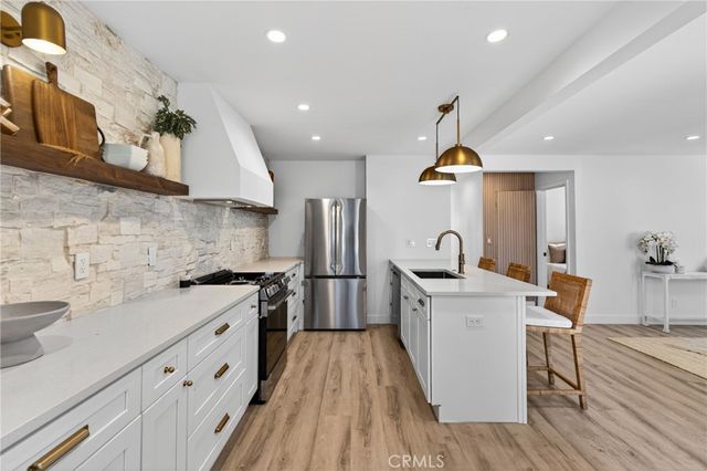 4562 W 142nd Street, Hawthorne, CA 90250