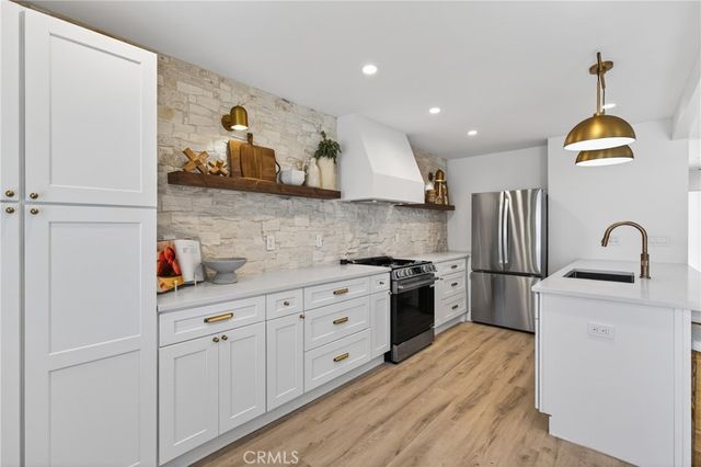 4562 W 142nd Street, Hawthorne, CA 90250