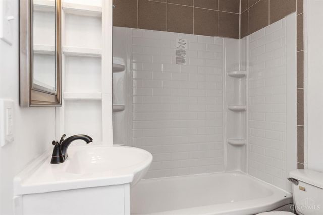 203 E Main Street, Blanchester, OH 45107