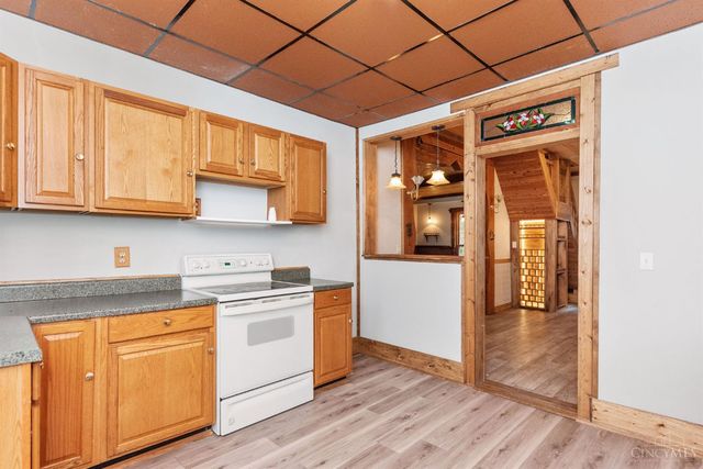 203 E Main Street, Blanchester, OH 45107