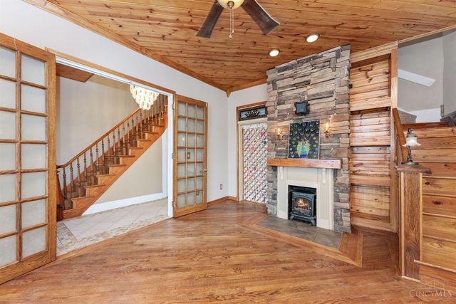 203 E Main Street, Blanchester, OH 45107