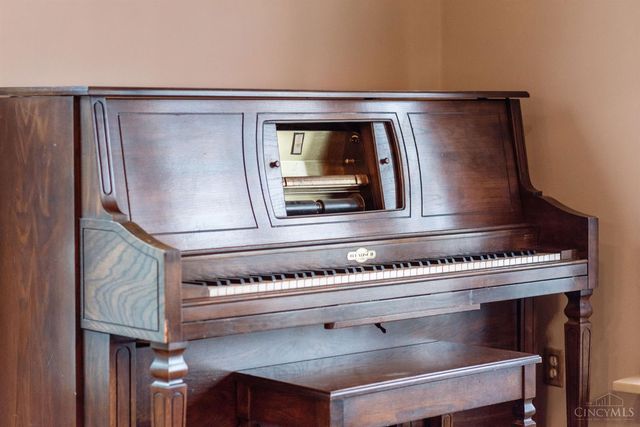 203 E Main Street, Blanchester, OH 45107