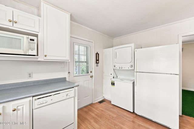 285 Mcdairmid Road, Pinehurst, NC 28374