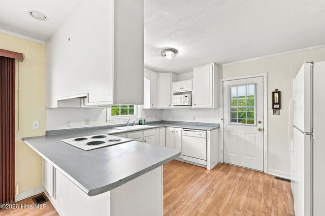 285 Mcdairmid Road, Pinehurst, NC 28374