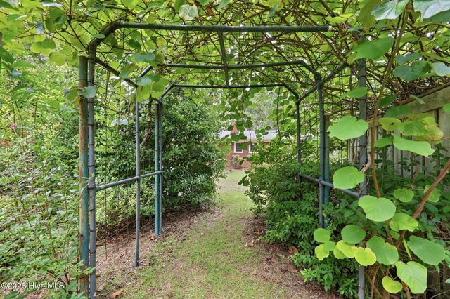 285 Mcdairmid Road, Pinehurst, NC 28374