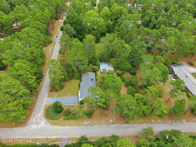 285 Mcdairmid Road, Pinehurst, NC 28374