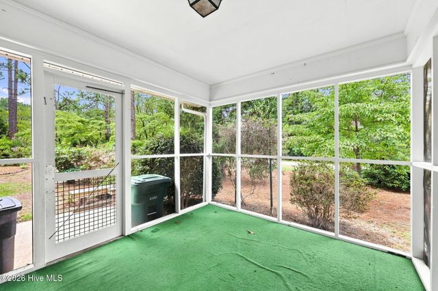 285 Mcdairmid Road, Pinehurst, NC 28374