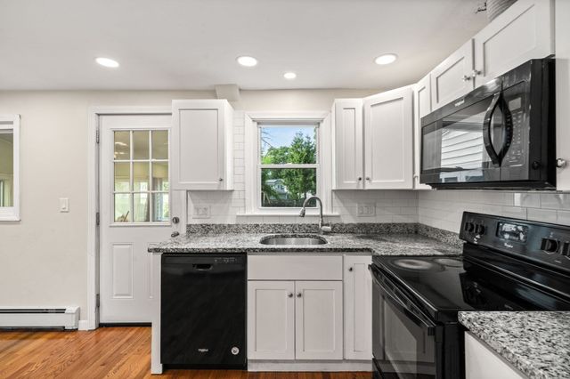 4 Niles Rd, Randolph, MA 02368