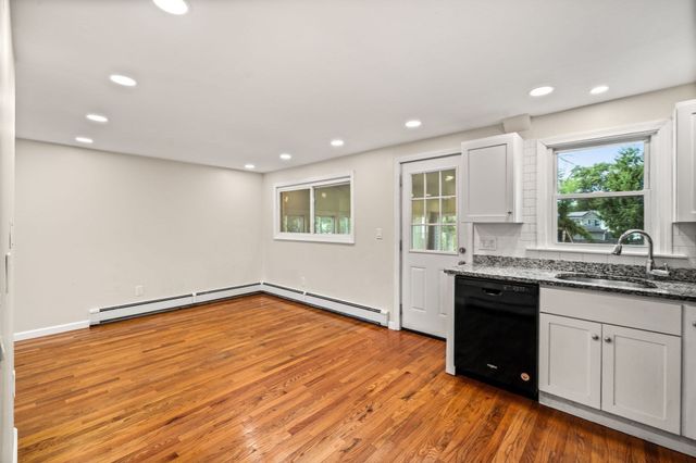 4 Niles Rd, Randolph, MA 02368