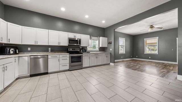 2103 H Street, Bedford, IN 47421