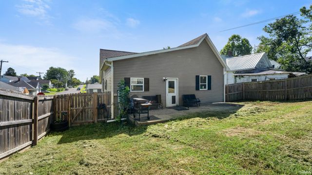 2103 H Street, Bedford, IN 47421