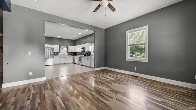 2103 H Street, Bedford, IN 47421