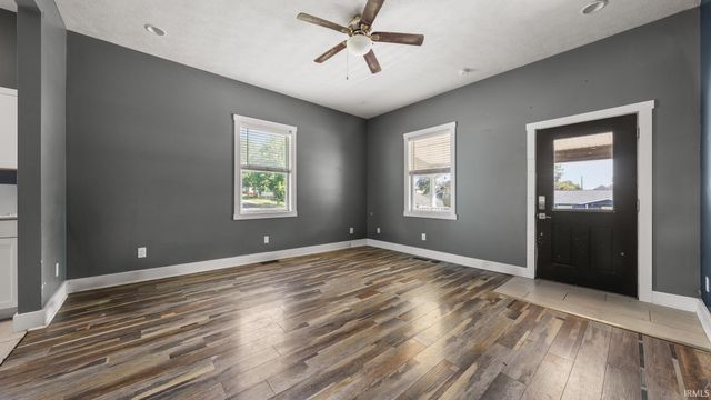 2103 H Street, Bedford, IN 47421