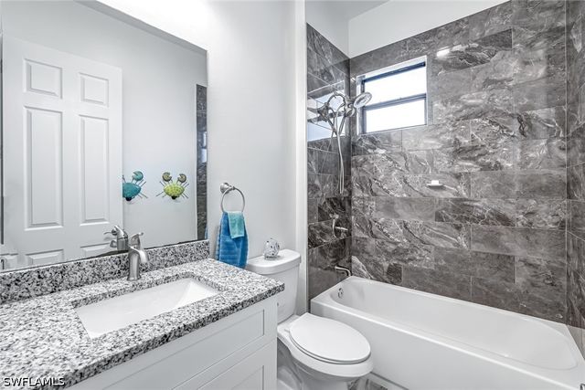 3980 Full Moon CT, Naples, FL 34112